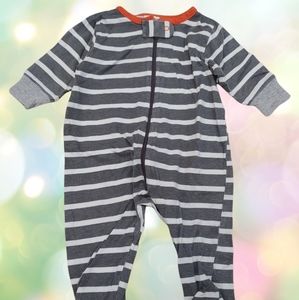 #1015 sleeper gerber 0-3 months